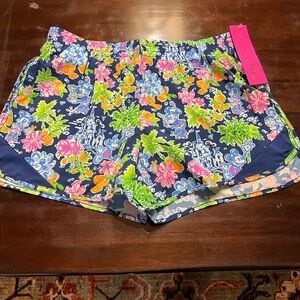 Lilly Pulitzer Women's Disney  Print Shorts